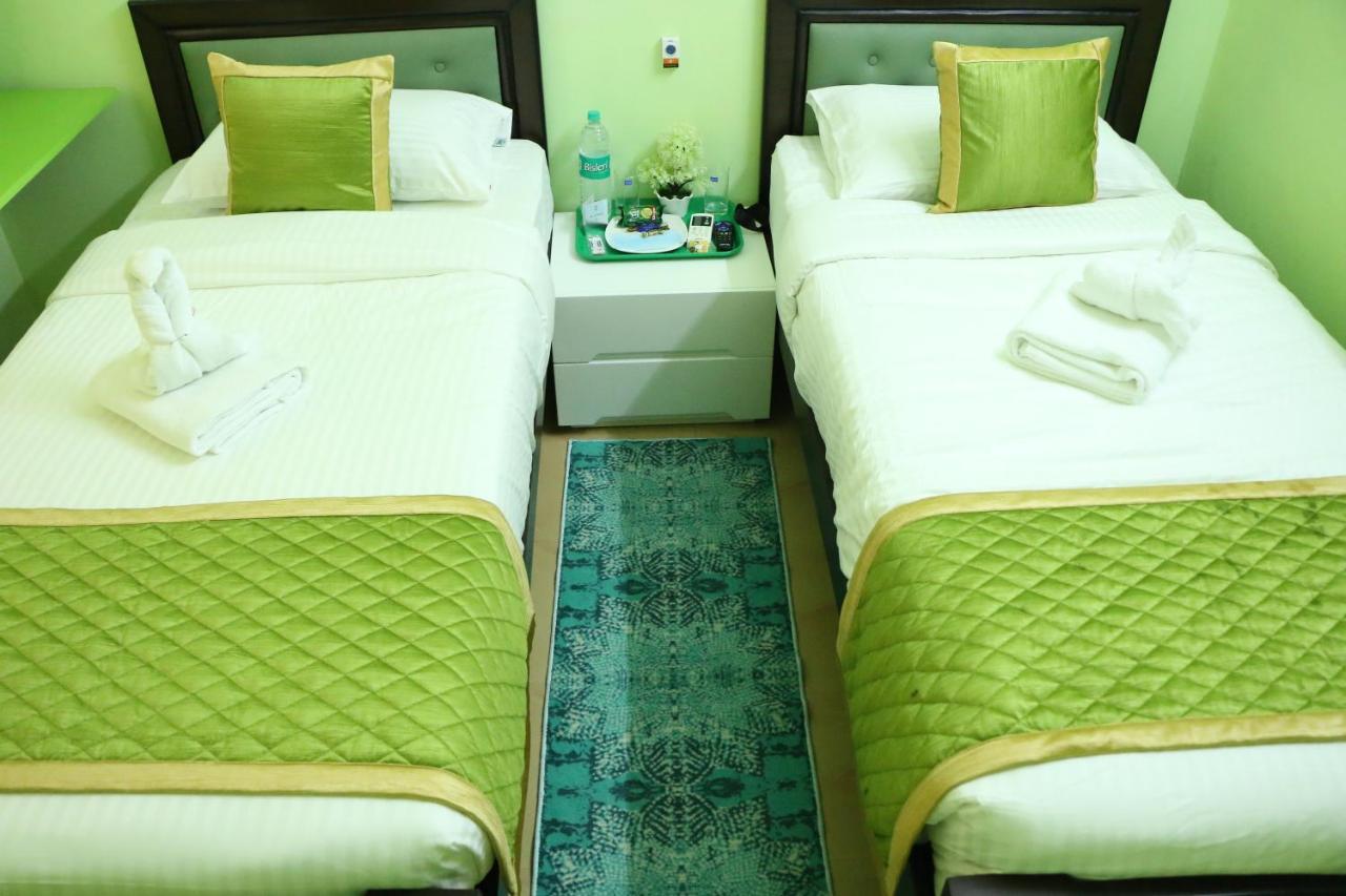 Hotel Nkc Airport Chennai Exteriör bild