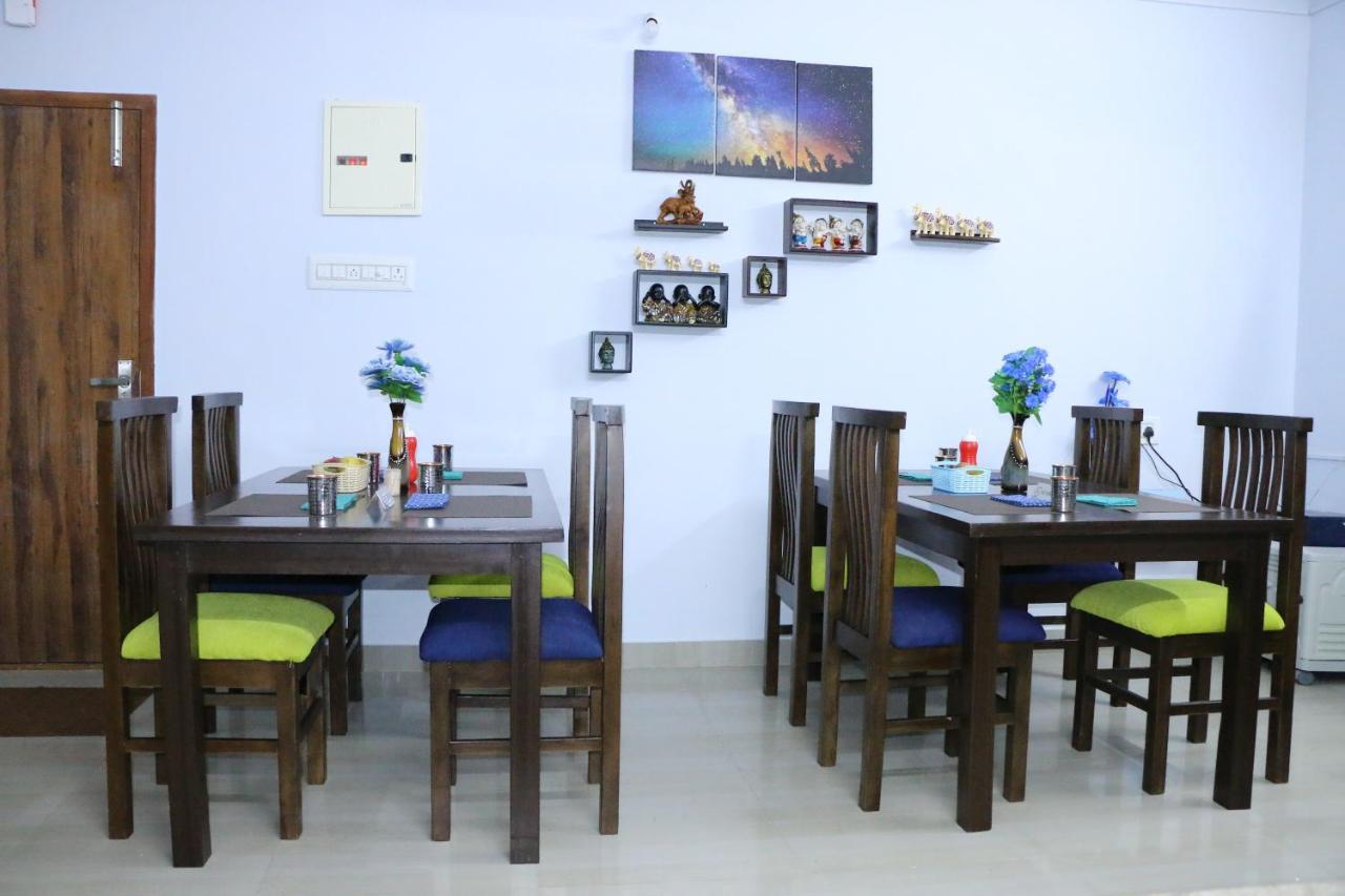 Hotel Nkc Airport Chennai Exteriör bild