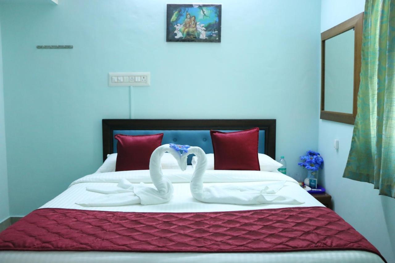 Hotel Nkc Airport Chennai Exteriör bild