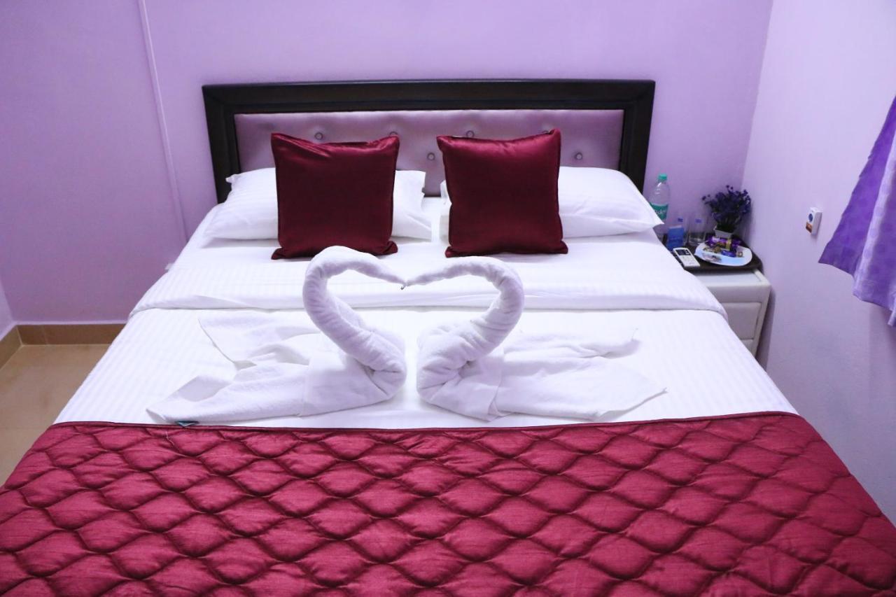 Hotel Nkc Airport Chennai Exteriör bild